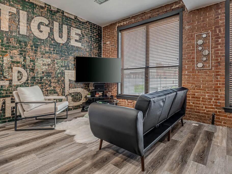 Deluxe Studio In Historic Downtown Building! Bartlesville Exterior foto