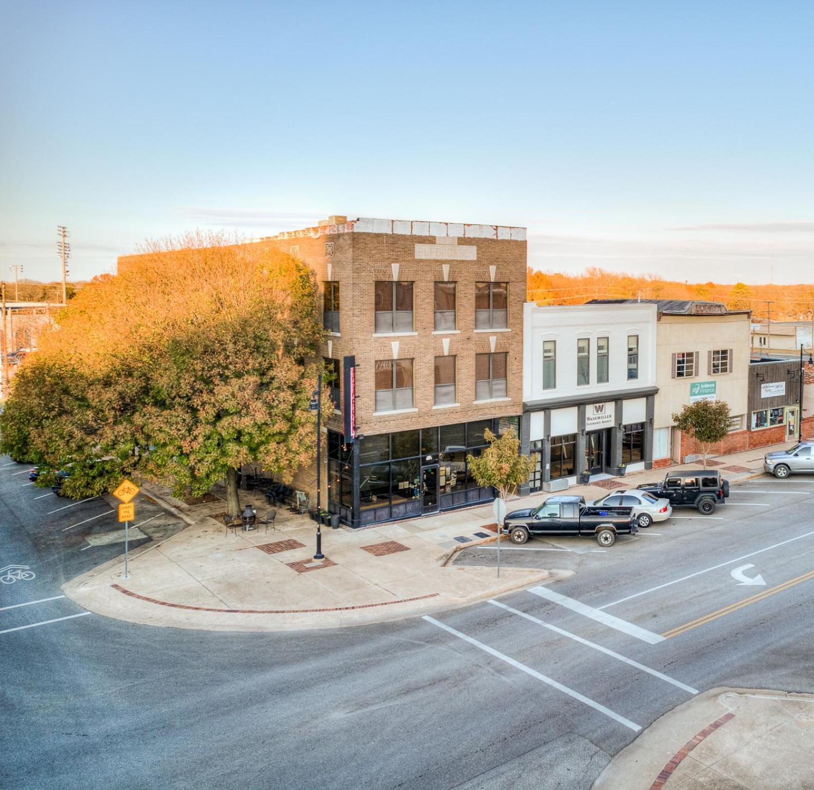 Deluxe Studio In Historic Downtown Building! Bartlesville Exterior foto